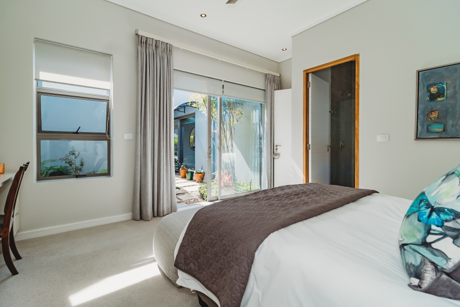 3 Bedroom Property for Sale in Earls Court Lifestyle Estate Western Cape